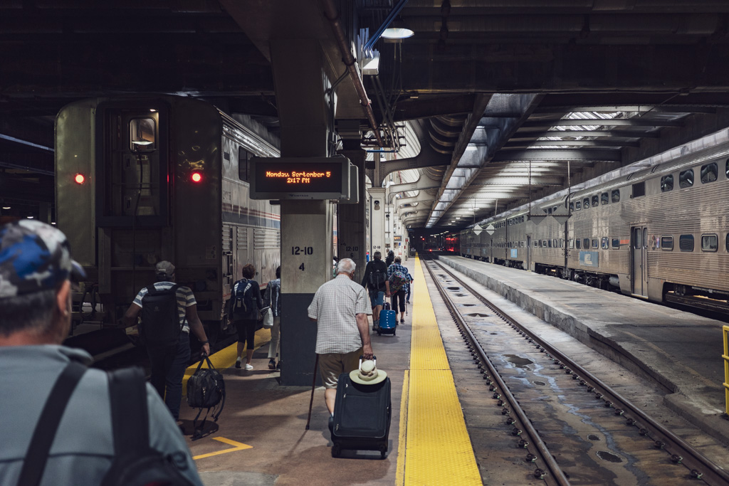 Boarding the Amtrak Southwest Chief at Chicago Union Station